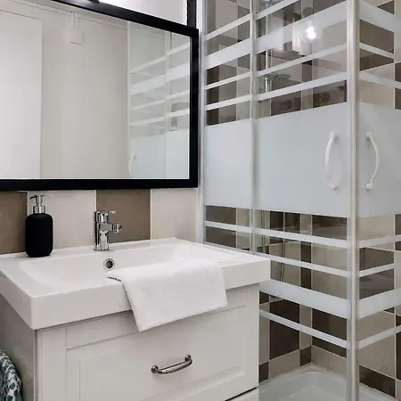 Appartement Adele - Cocooning Equipe • 2 Pers • Hyper Centre • Tram A Pied Grenoble